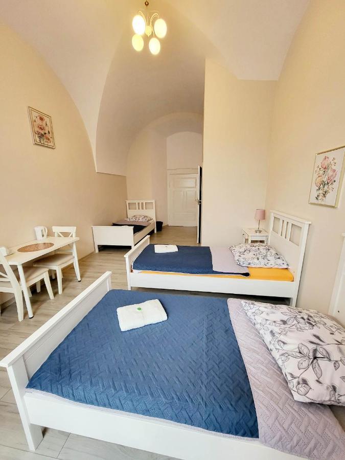 Diecezjalny Dom Formacyjny Apartment Nysa Exterior photo