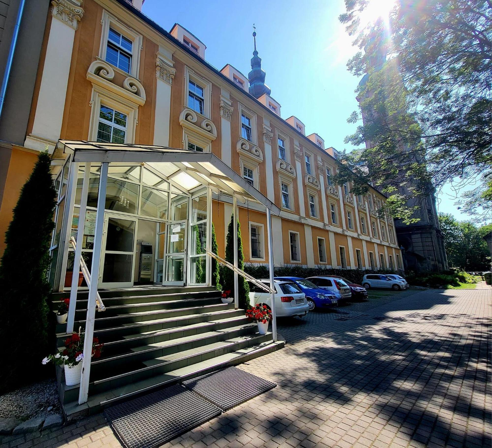 Diecezjalny Dom Formacyjny Apartment Nysa Exterior photo
