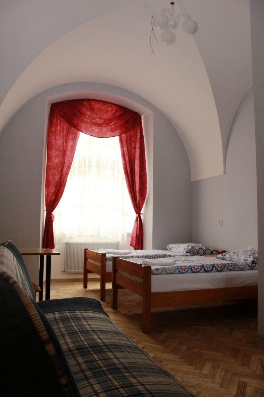Diecezjalny Dom Formacyjny Apartment Nysa Exterior photo